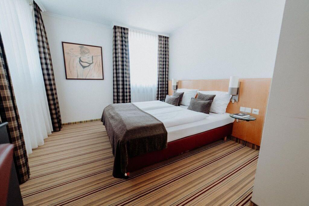 Hotel Ars Vivendi Muenchen Экстерьер фото